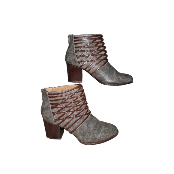 Euro Soft by Sofft Sola Ankle Boots Gray Women's Size 9 - Picture 7 of 8